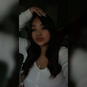 Meet your Posher, Jasmin